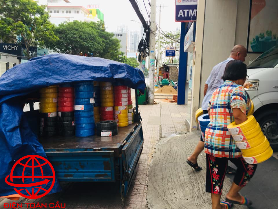 ban-day-cap-dien-gia-re-1 tổng kho thiết bị điện