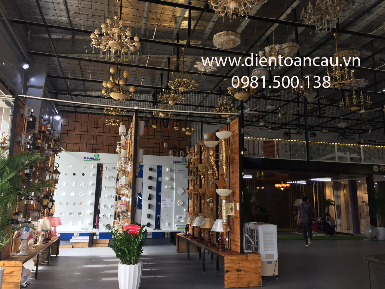 c491c3a8n20trang20trc3ad20gic3a120re1babb1-1 Thiết Bị Điện Cao Cấp Nhập Khẩu