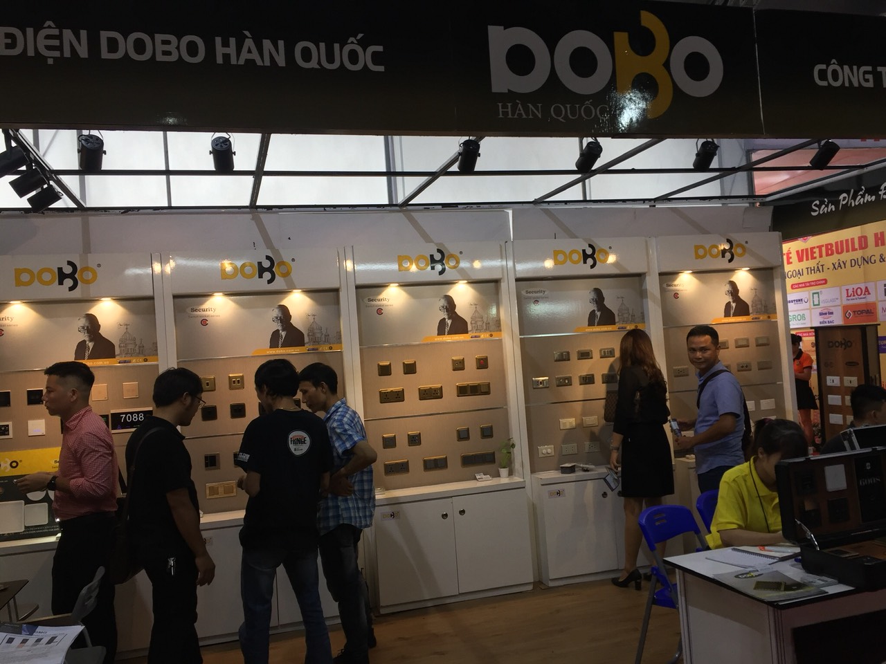 cung-cap-cong-tac-o-cam-dobo-han-quoc-4 phân phối dobo hàn quốc