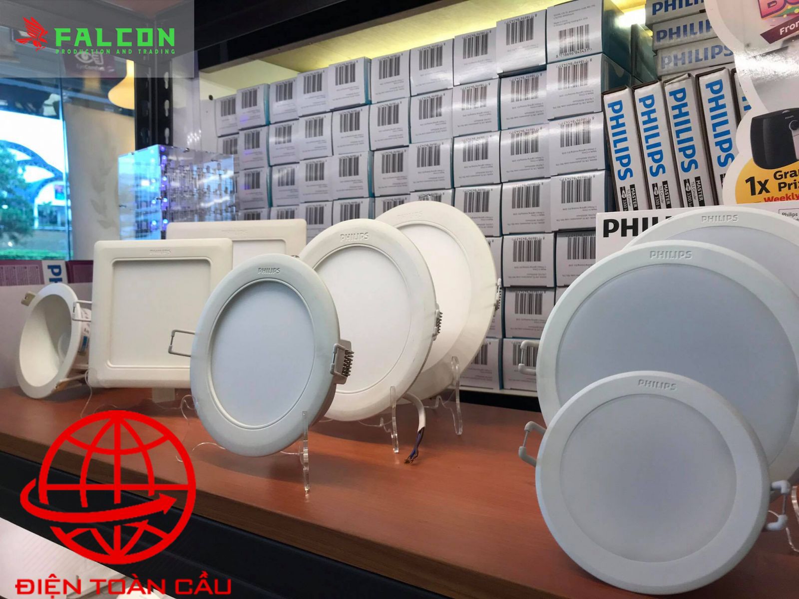 Phân phối đèn led âm trần chính hãng