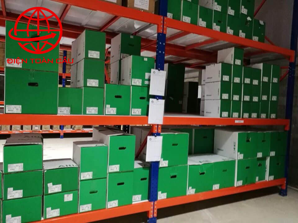 kho-hang-thiet-bi-dien-schneider-2 tổng kho nhà cung cấp thiết bị điện schneider