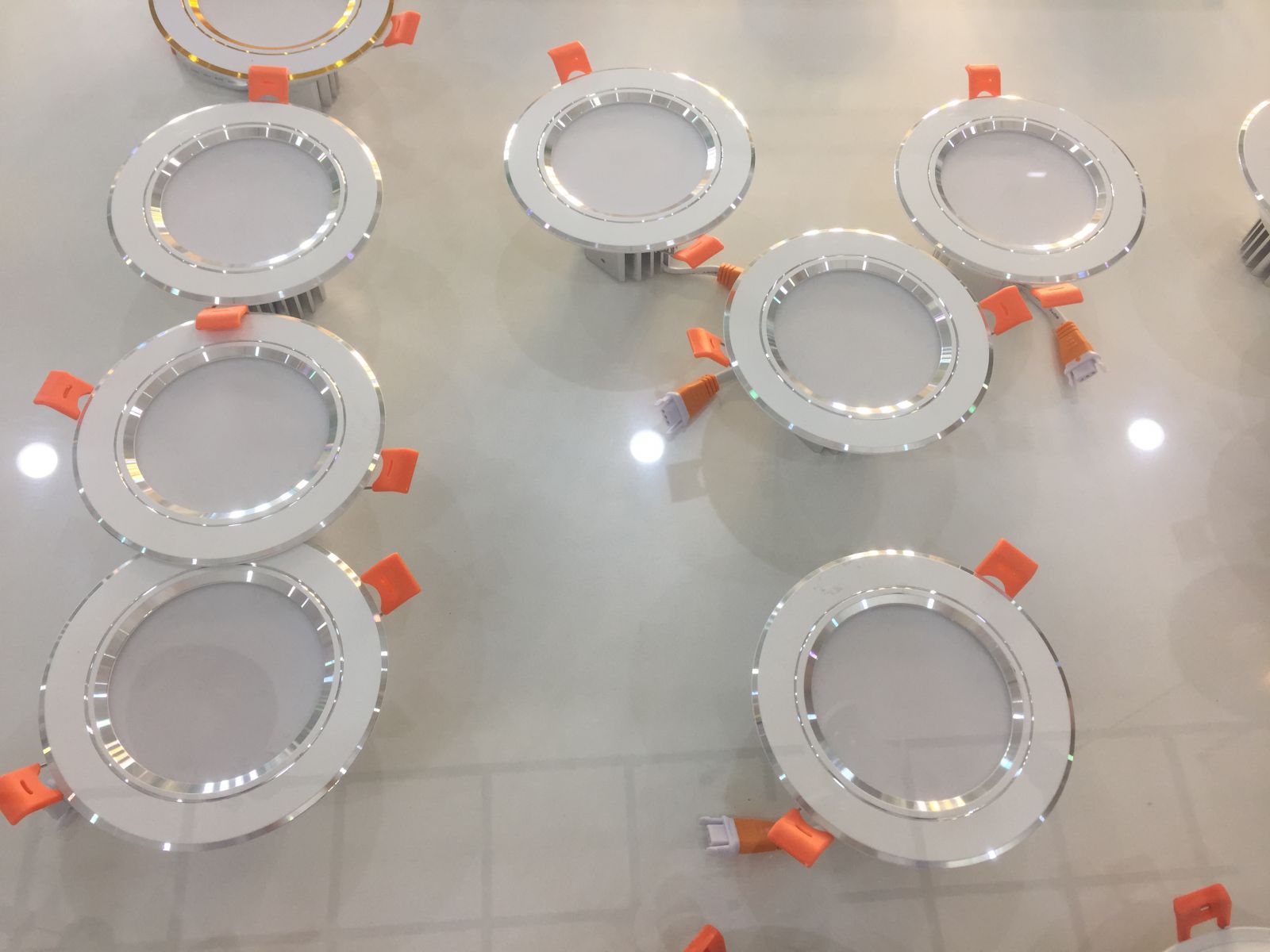 thie1babft20be1bb8b20c491ie1bb87n20gic3a120re1babb-2 thiết bị điện giá rẻ cho công trình