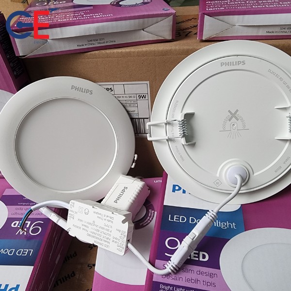 đèn Led âm trần Philips DL262